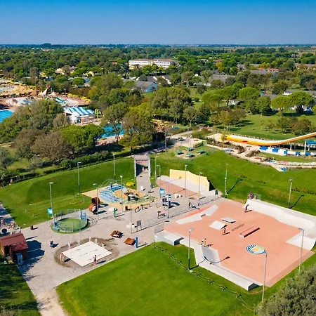 Centro Vacanze Pra' Delle Torri Ośrodek wypoczynkowy