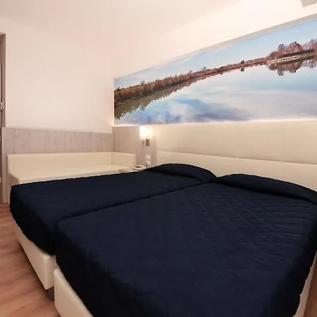 Centro Vacanze Pra' Delle Torri リゾート 4*